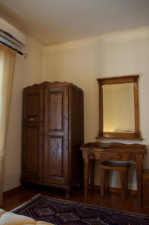 Aparthotel Petrini Gonia Livadherón Habitación foto