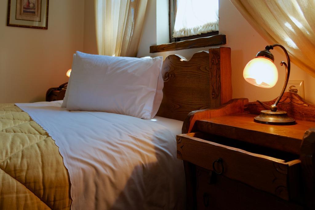 Aparthotel Petrini Gonia Livadherón Habitación foto